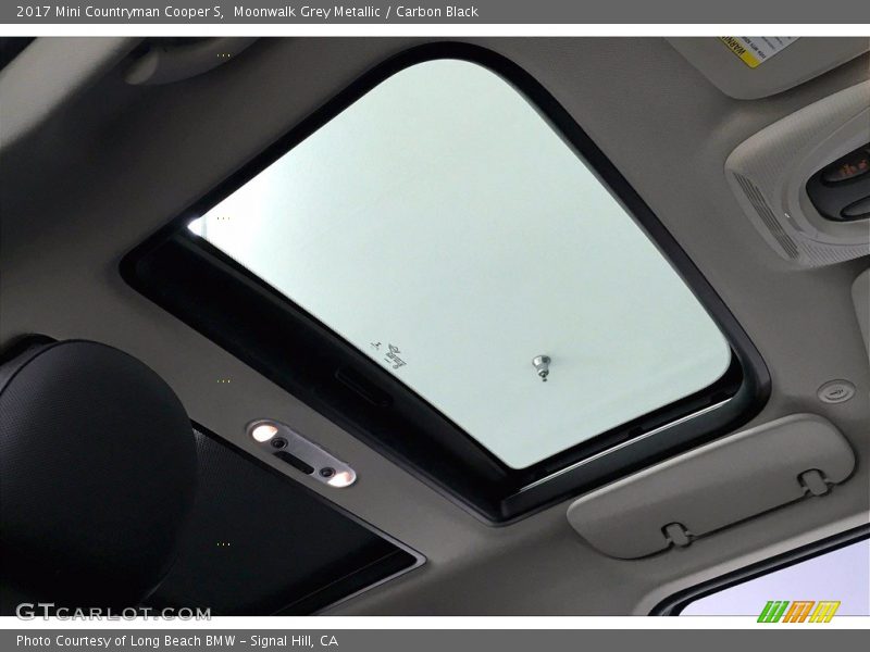 Moonwalk Grey Metallic / Carbon Black 2017 Mini Countryman Cooper S