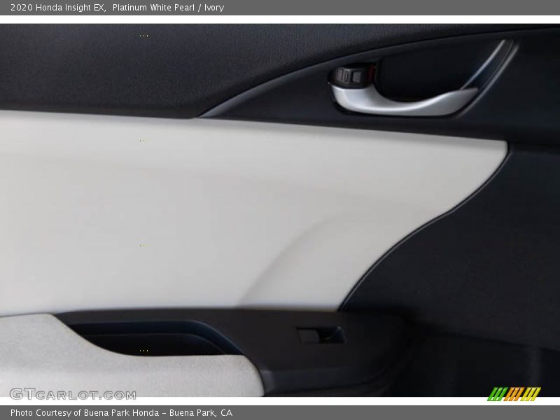 Platinum White Pearl / Ivory 2020 Honda Insight EX