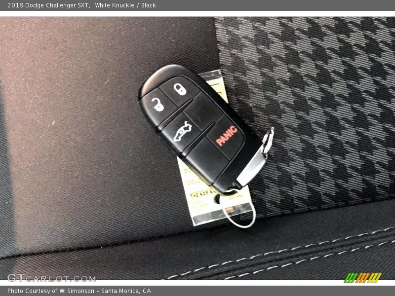 White Knuckle / Black 2018 Dodge Challenger SXT
