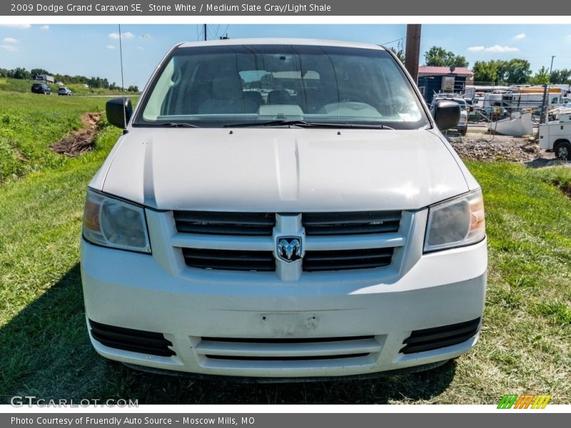 Stone White / Medium Slate Gray/Light Shale 2009 Dodge Grand Caravan SE