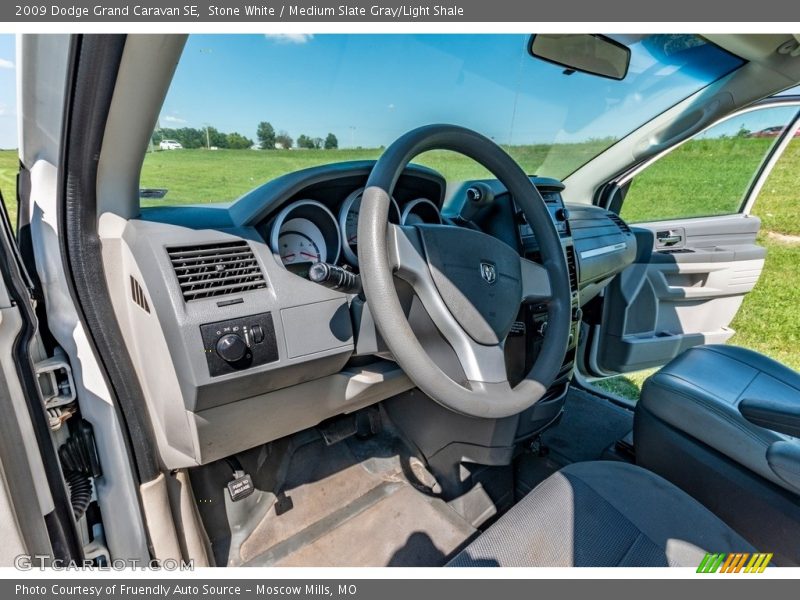 Stone White / Medium Slate Gray/Light Shale 2009 Dodge Grand Caravan SE