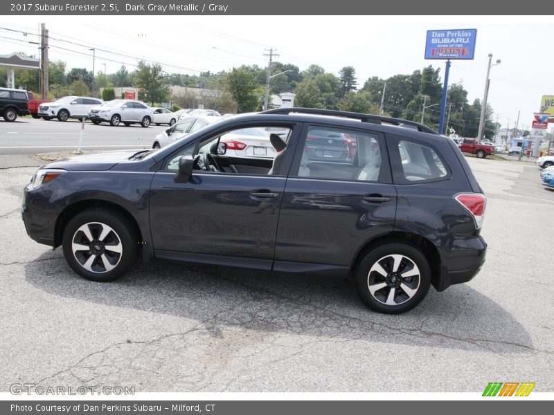 Dark Gray Metallic / Gray 2017 Subaru Forester 2.5i