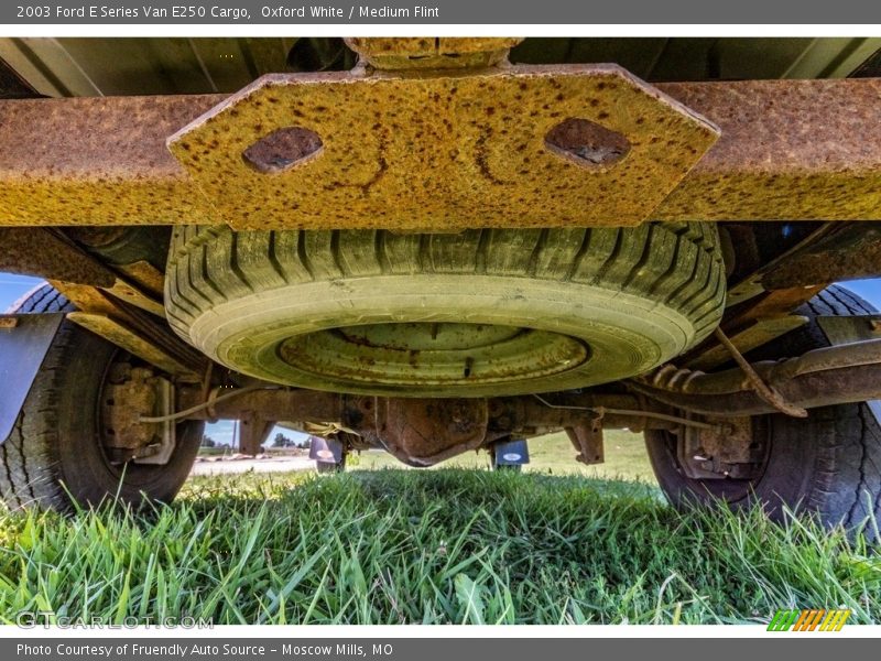 Oxford White / Medium Flint 2003 Ford E Series Van E250 Cargo