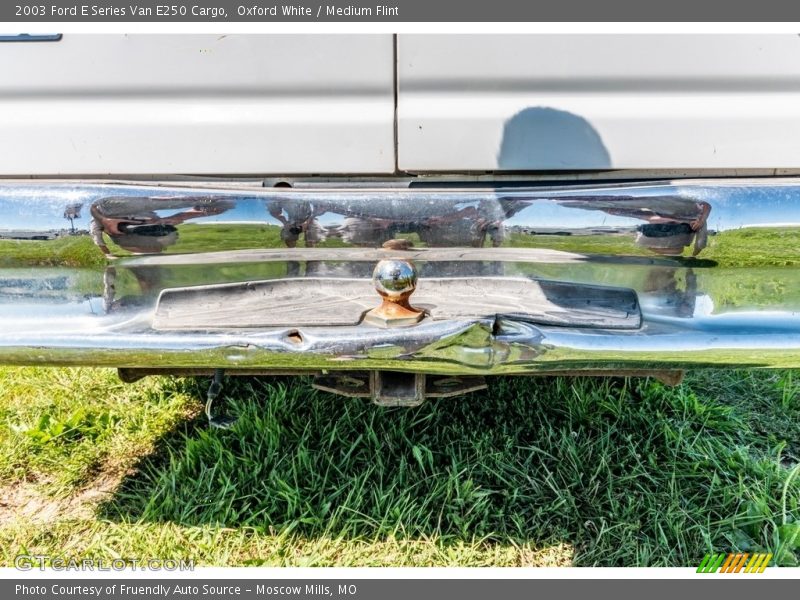 Oxford White / Medium Flint 2003 Ford E Series Van E250 Cargo