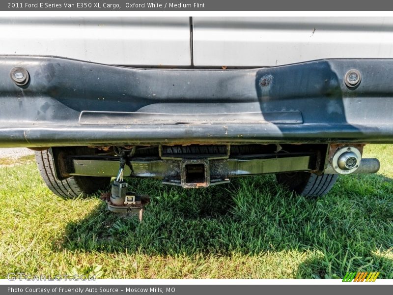 Oxford White / Medium Flint 2011 Ford E Series Van E350 XL Cargo