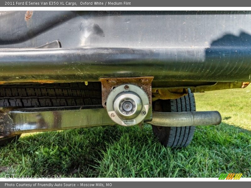Oxford White / Medium Flint 2011 Ford E Series Van E350 XL Cargo
