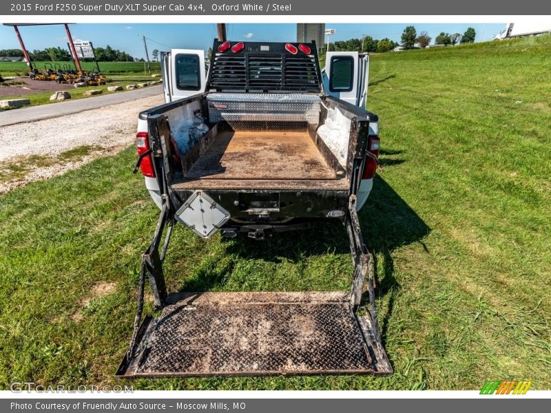 Oxford White / Steel 2015 Ford F250 Super Duty XLT Super Cab 4x4