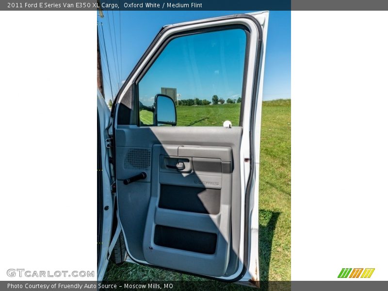 Oxford White / Medium Flint 2011 Ford E Series Van E350 XL Cargo