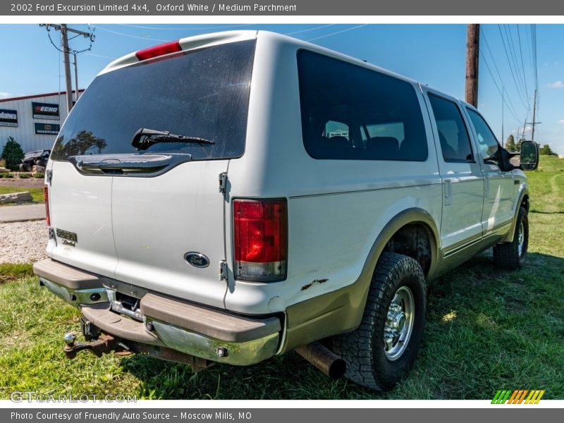 Oxford White / Medium Parchment 2002 Ford Excursion Limited 4x4