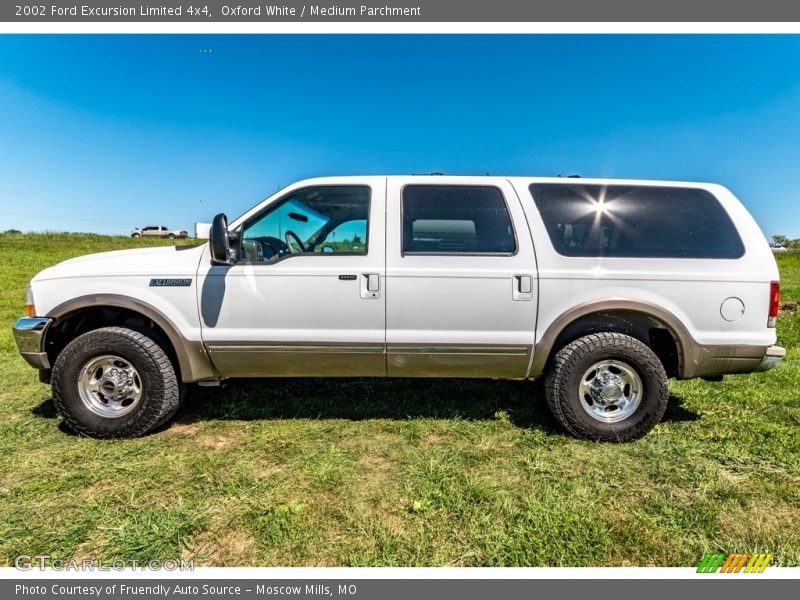 Oxford White / Medium Parchment 2002 Ford Excursion Limited 4x4