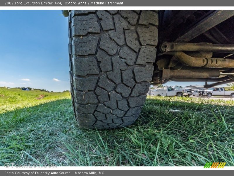 Oxford White / Medium Parchment 2002 Ford Excursion Limited 4x4