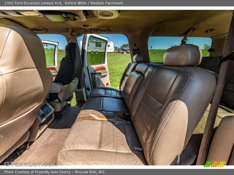Oxford White / Medium Parchment 2002 Ford Excursion Limited 4x4