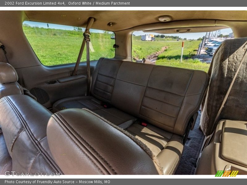 Oxford White / Medium Parchment 2002 Ford Excursion Limited 4x4