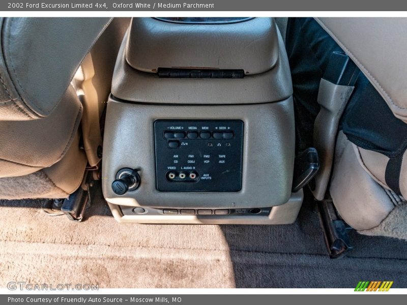 Oxford White / Medium Parchment 2002 Ford Excursion Limited 4x4