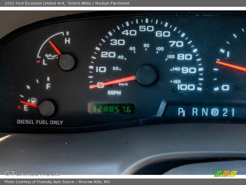 Oxford White / Medium Parchment 2002 Ford Excursion Limited 4x4