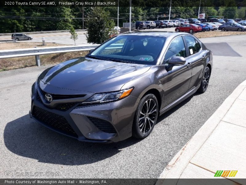 Predawn Gray Mica / Black/Red 2020 Toyota Camry SE AWD
