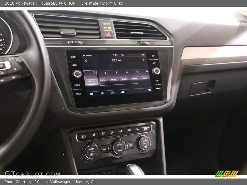 Pure White / Storm Gray 2018 Volkswagen Tiguan SEL 4MOTION