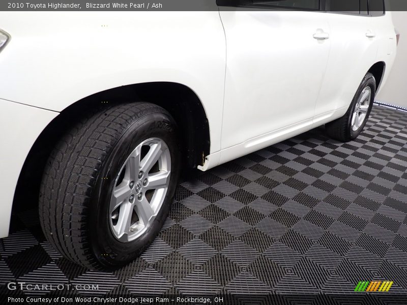 Blizzard White Pearl / Ash 2010 Toyota Highlander
