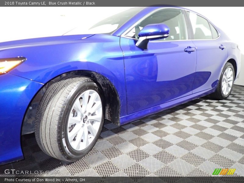 Blue Crush Metallic / Black 2018 Toyota Camry LE