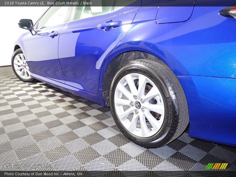 Blue Crush Metallic / Black 2018 Toyota Camry LE