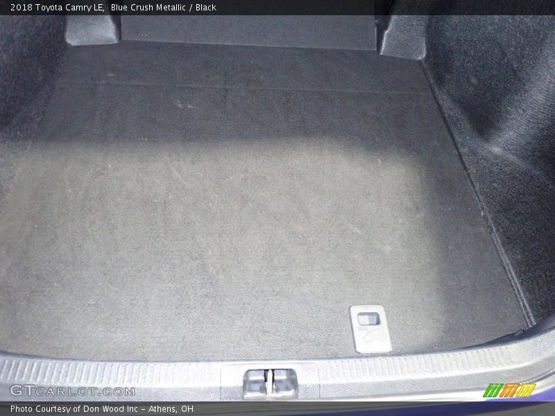 Blue Crush Metallic / Black 2018 Toyota Camry LE