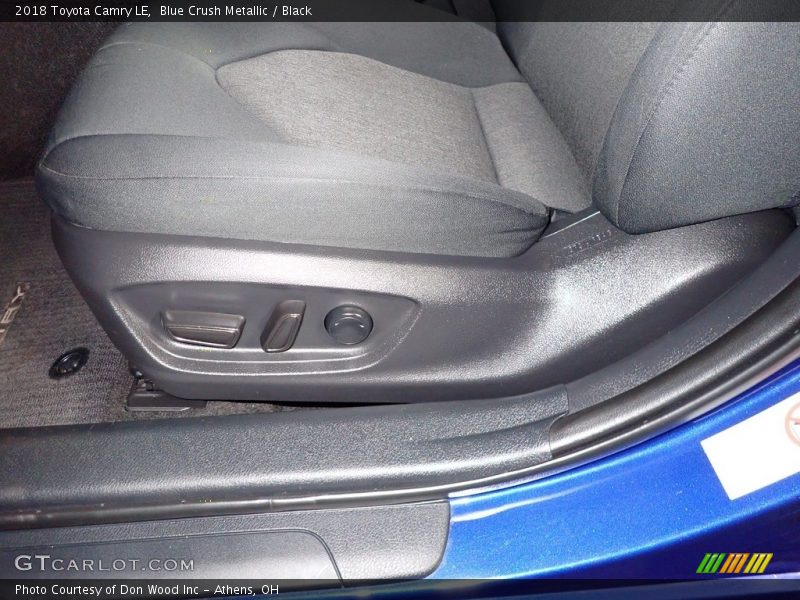 Blue Crush Metallic / Black 2018 Toyota Camry LE