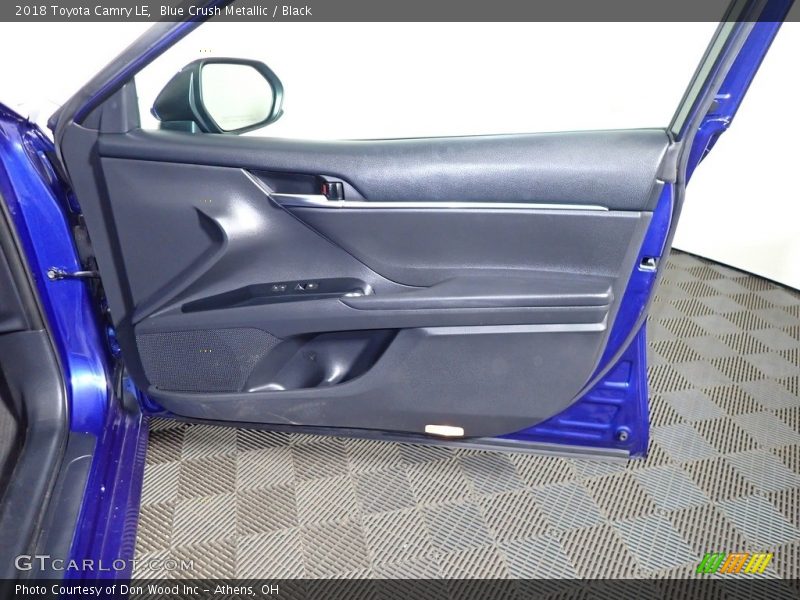 Blue Crush Metallic / Black 2018 Toyota Camry LE