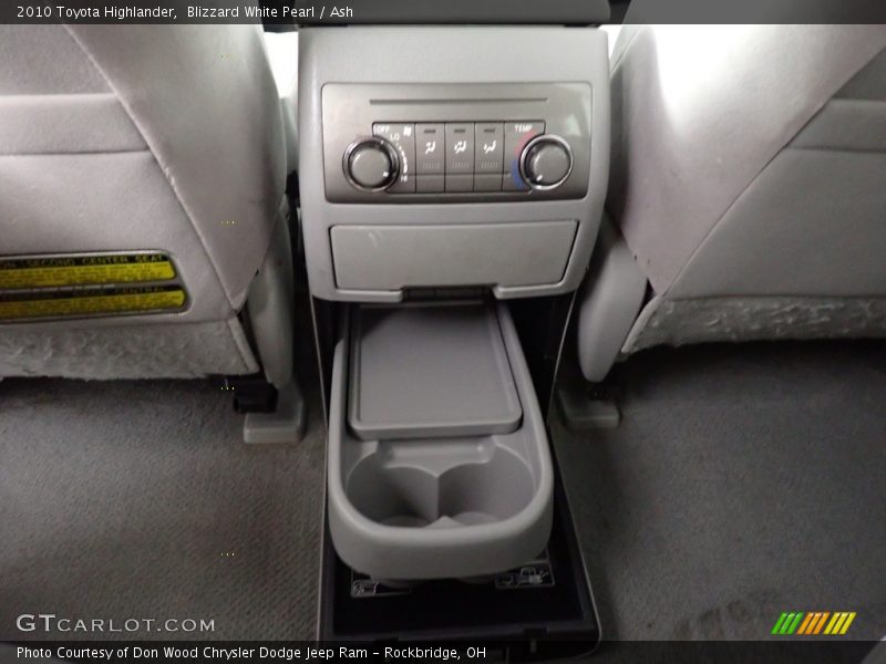 Blizzard White Pearl / Ash 2010 Toyota Highlander