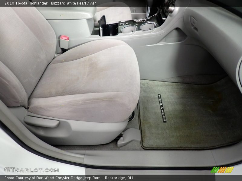 Blizzard White Pearl / Ash 2010 Toyota Highlander
