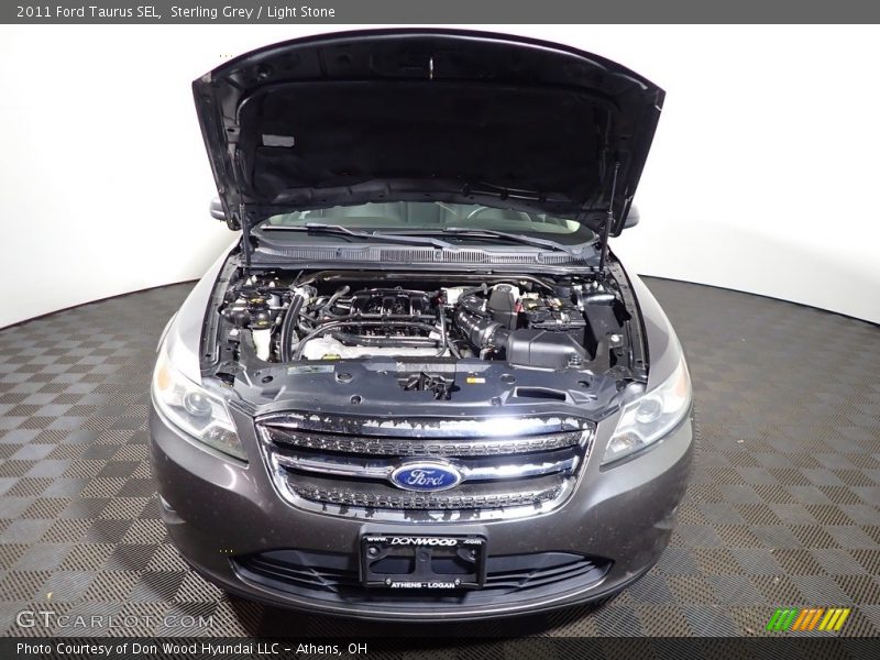 Sterling Grey / Light Stone 2011 Ford Taurus SEL