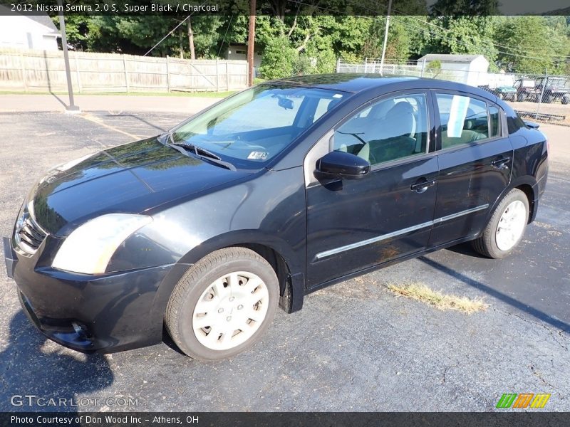 Super Black / Charcoal 2012 Nissan Sentra 2.0 S