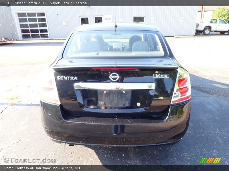 Super Black / Charcoal 2012 Nissan Sentra 2.0 S