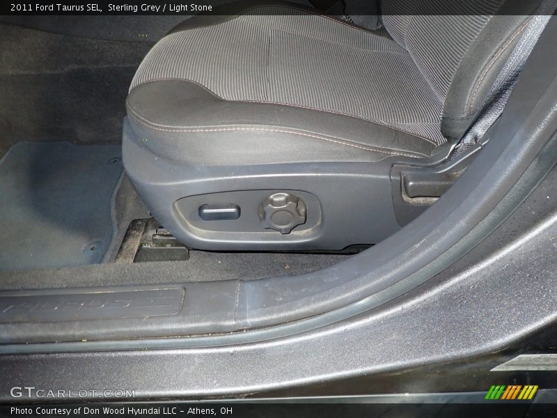 Sterling Grey / Light Stone 2011 Ford Taurus SEL