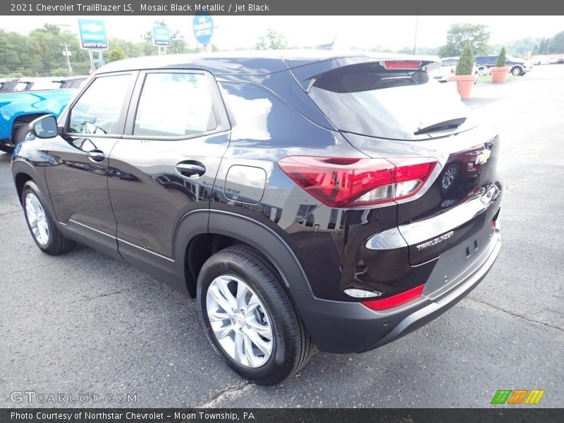 Mosaic Black Metallic / Jet Black 2021 Chevrolet TrailBlazer LS