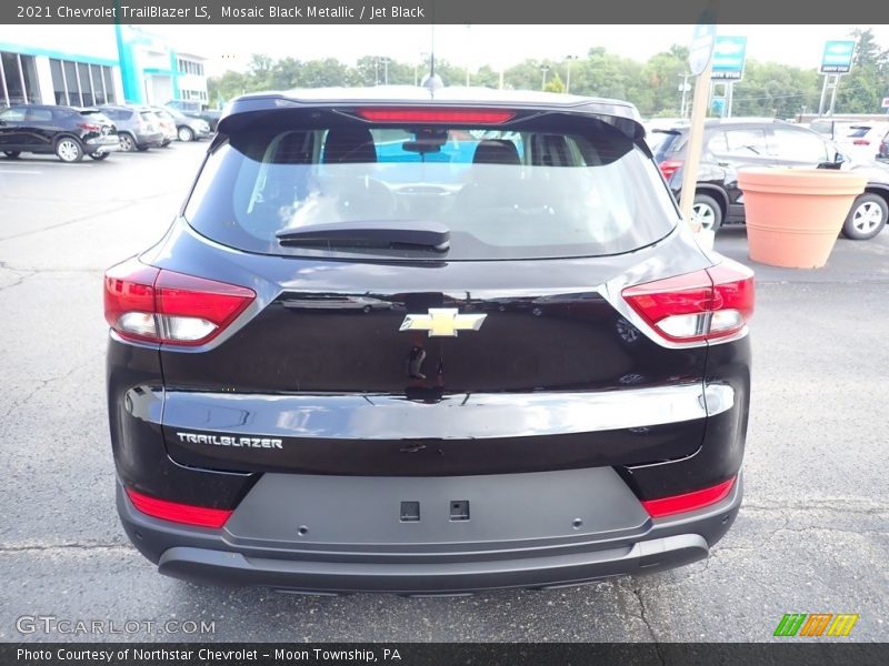 Mosaic Black Metallic / Jet Black 2021 Chevrolet TrailBlazer LS