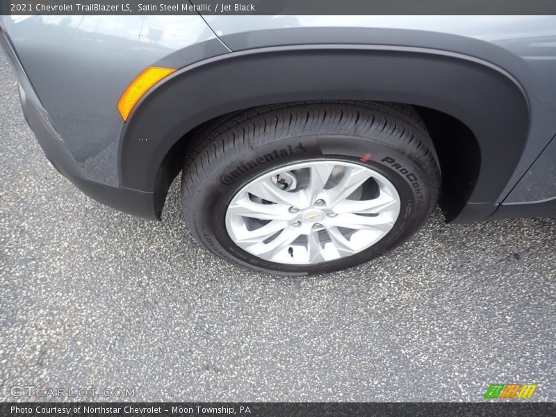 Satin Steel Metallic / Jet Black 2021 Chevrolet TrailBlazer LS