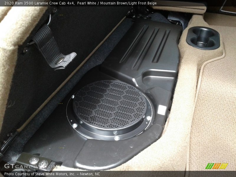 Pearl White / Mountain Brown/Light Frost Beige 2020 Ram 3500 Laramie Crew Cab 4x4