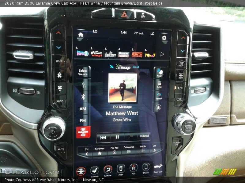Pearl White / Mountain Brown/Light Frost Beige 2020 Ram 3500 Laramie Crew Cab 4x4