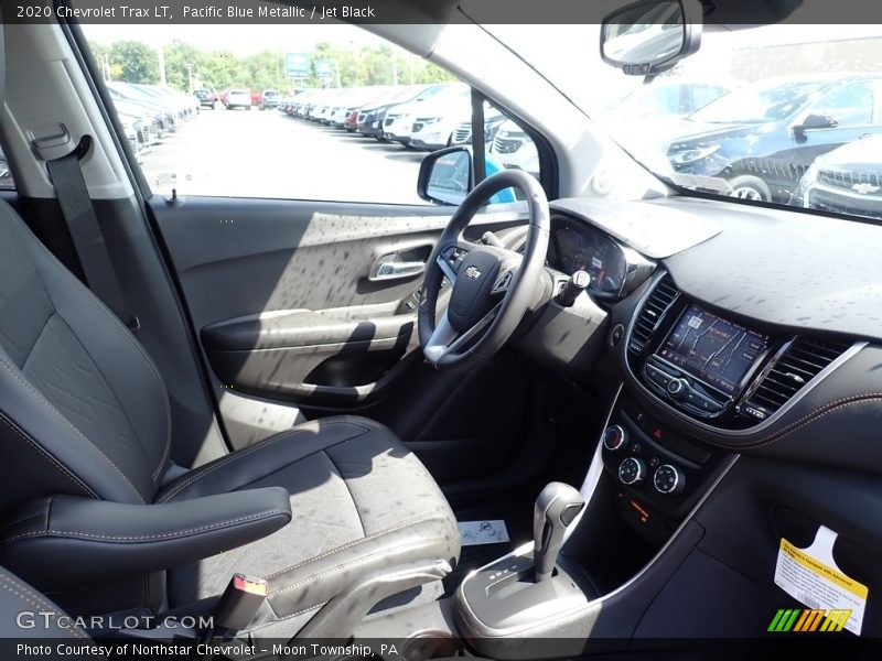 Pacific Blue Metallic / Jet Black 2020 Chevrolet Trax LT