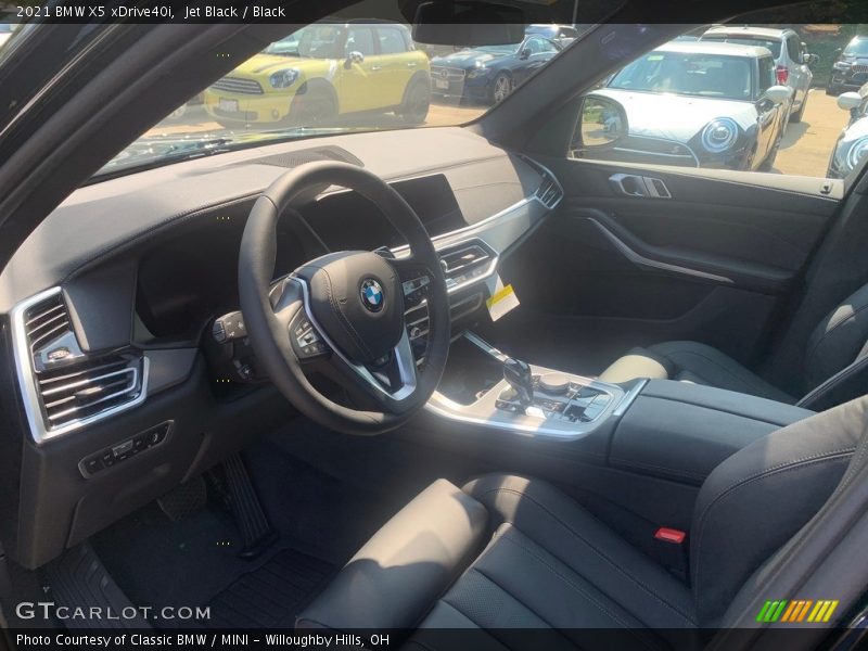 Jet Black / Black 2021 BMW X5 xDrive40i