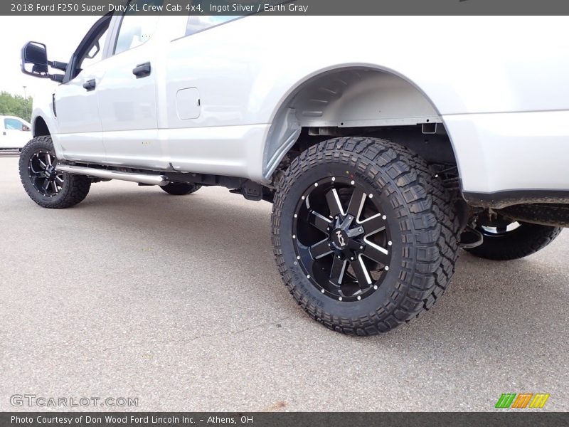 Ingot Silver / Earth Gray 2018 Ford F250 Super Duty XL Crew Cab 4x4