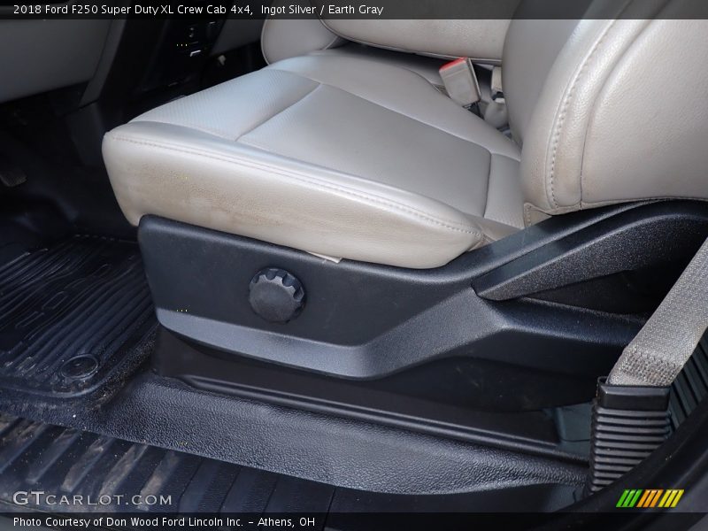 Ingot Silver / Earth Gray 2018 Ford F250 Super Duty XL Crew Cab 4x4