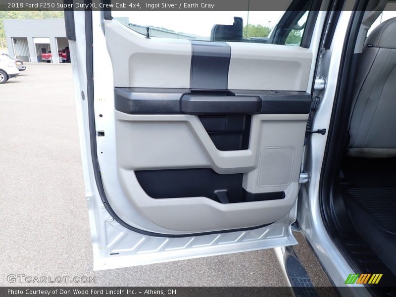 Ingot Silver / Earth Gray 2018 Ford F250 Super Duty XL Crew Cab 4x4