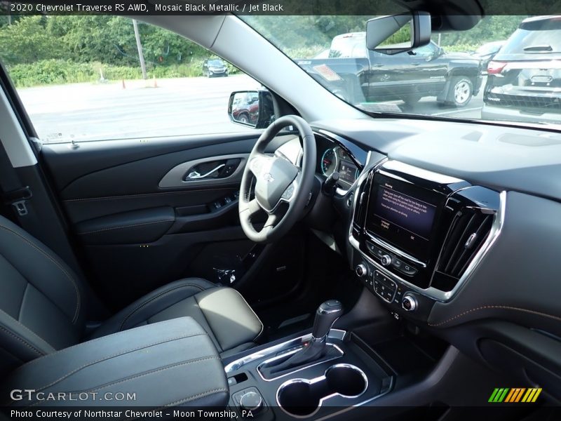 Mosaic Black Metallic / Jet Black 2020 Chevrolet Traverse RS AWD