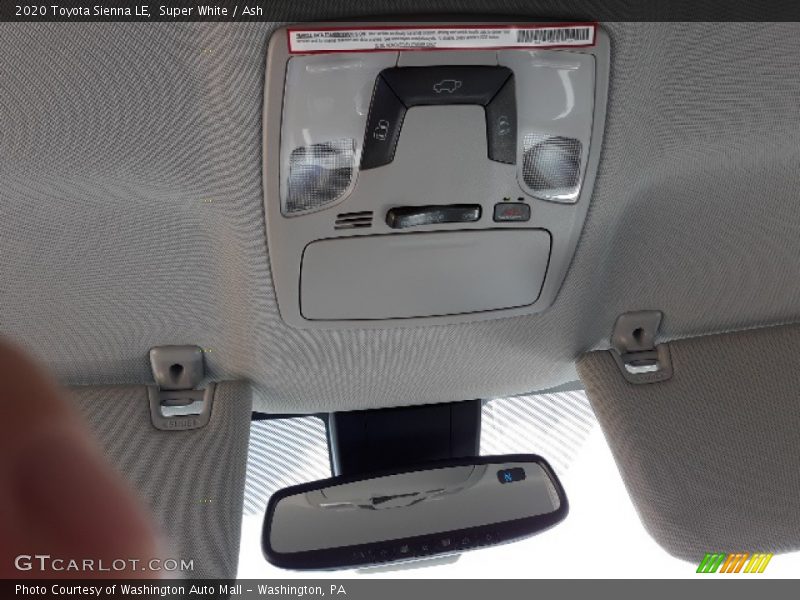 Super White / Ash 2020 Toyota Sienna LE