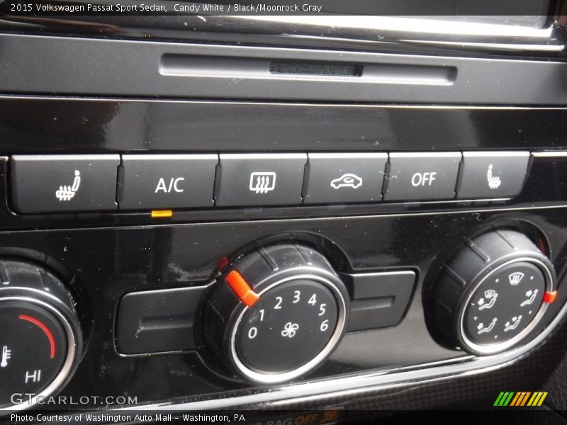 Controls of 2015 Passat Sport Sedan
