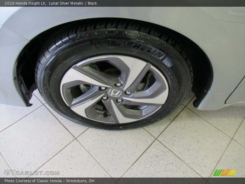 Lunar Silver Metallic / Black 2019 Honda Insight LX