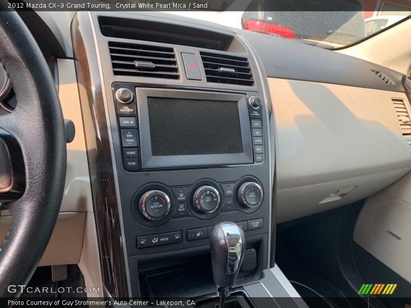 Controls of 2012 CX-9 Grand Touring