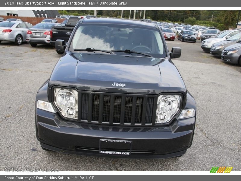 Light Sandstone Pearl / Dark Slate Gray 2010 Jeep Liberty Sport 4x4