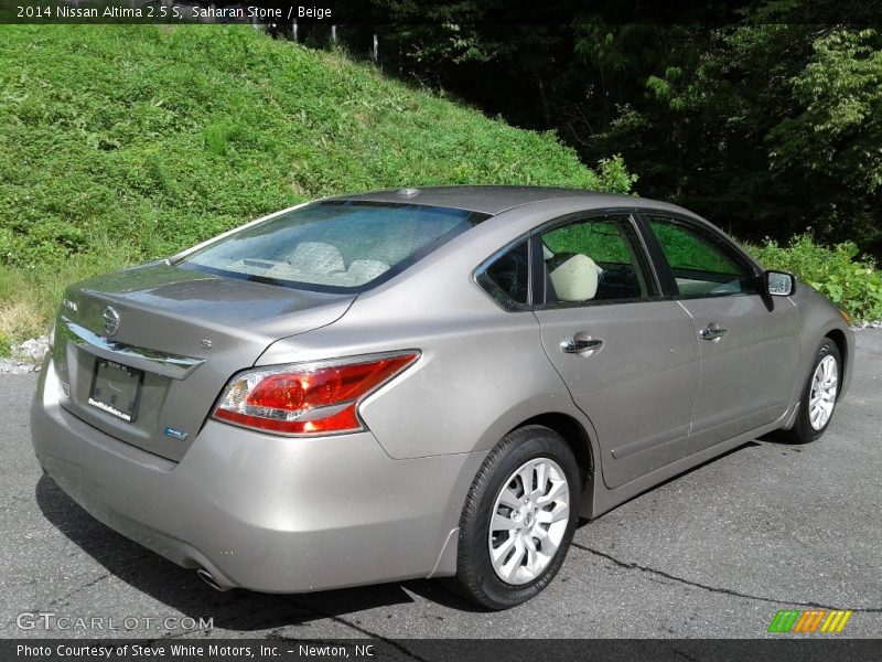 Saharan Stone / Beige 2014 Nissan Altima 2.5 S